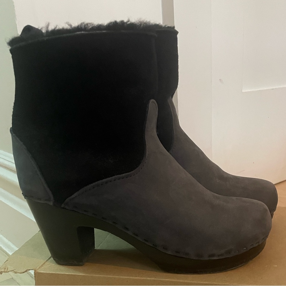 No. 6 Clog Boots, Black and Gray